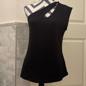 Black asymmetric top from Le Chateau- size medium
